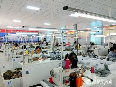 【喜迎十九大 網(wǎng)聚河南扶貧新變化】范縣:家門(mén)口就業(yè) 啃掉貧困&ldquo;硬骨頭&rdquo;